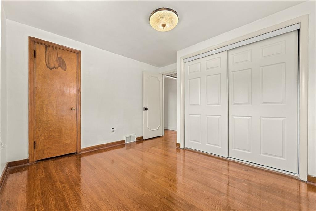 1045 Broughton Road Pittsburgh, PA 15236 - Photo 13 of 44 Gallery Image 13
