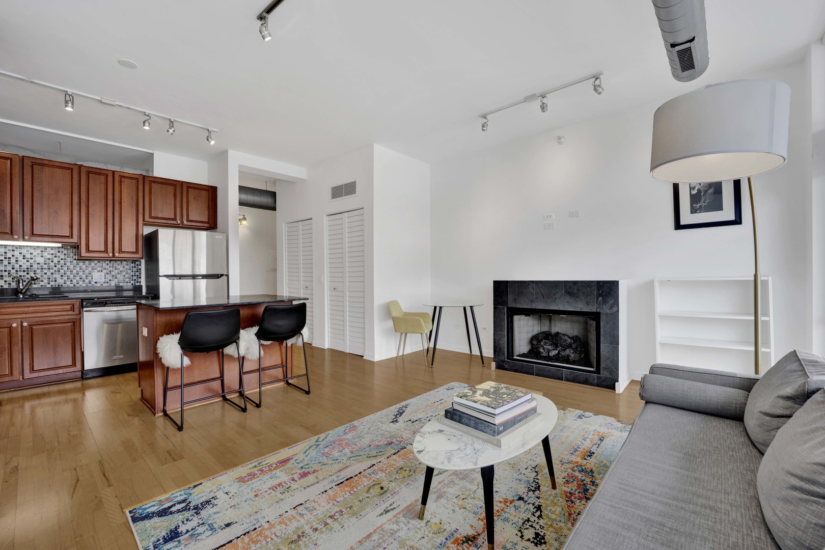 1200 West Monroe Street, Unit 412 Chicago, IL 60607 - Photo 4 of 24