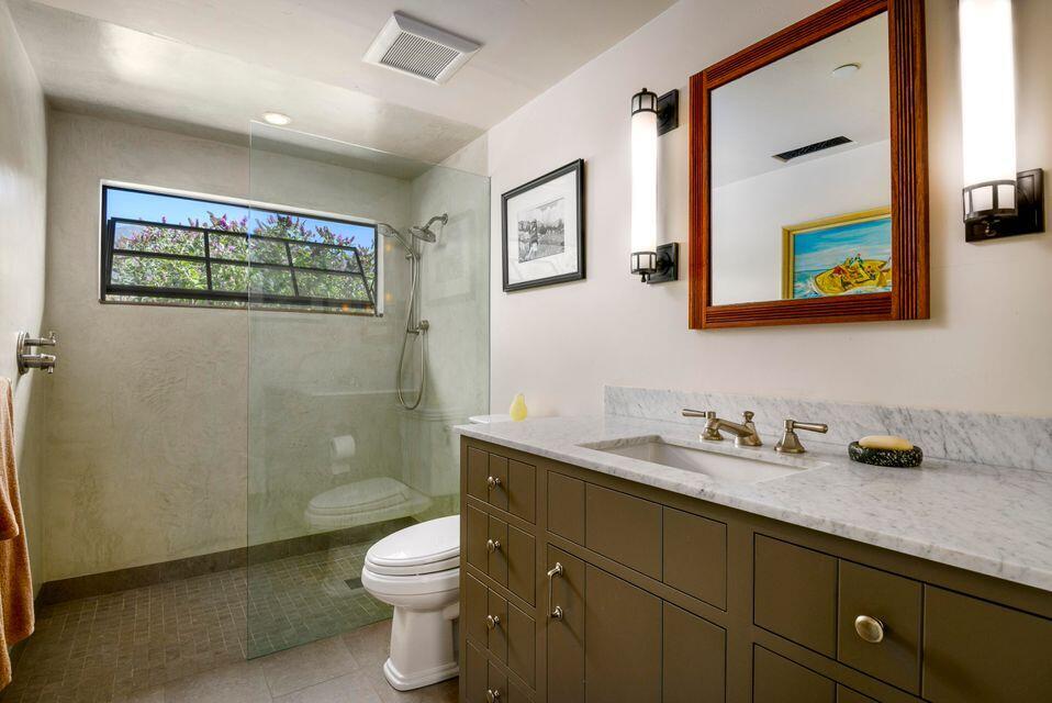 535 Barker Pass Road Montecito, CA 93108 - Photo 19 of 32 Bathroom 2 - Ensuite