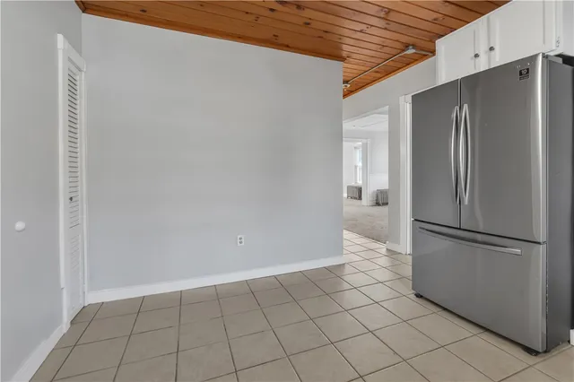 $2,000 | 244 Paradis Avenue, Unit 1, Woonsocket, RI 02895