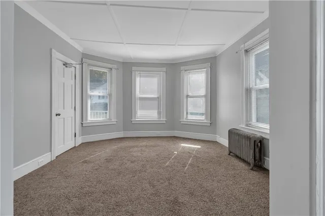 $2,000 | 244 Paradis Avenue, Unit 1, Woonsocket, RI 02895