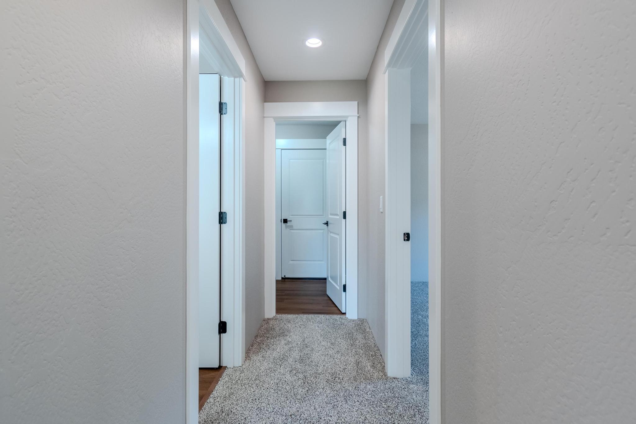 3738 Springbrook Road Medford, OR 97504 - Photo 15 of 29 01-14