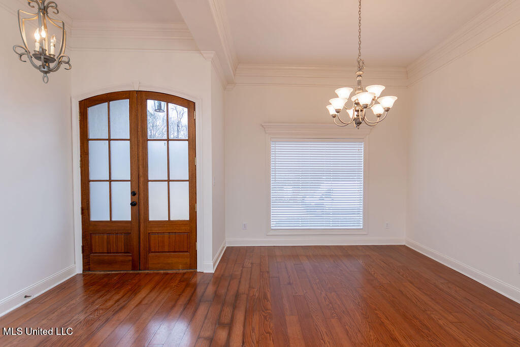 332 Provision Parkway Brandon, MS 39042 - Photo 6 of 38 Foyer & Formal Dining Area