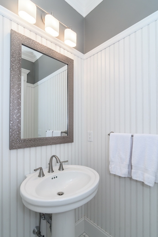 20 Hunters Lane Natick, MA 01760 - Photo 19 of 38