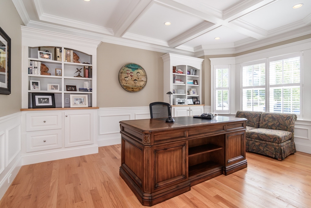 20 Hunters Lane Natick, MA 01760 - Photo 20 of 38