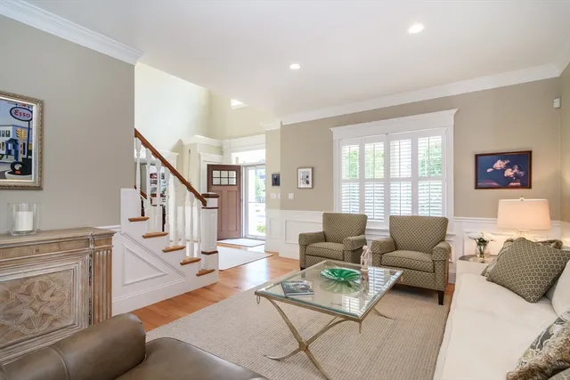 $2,199,000 | 20 Hunters Lane, Natick, MA 01760