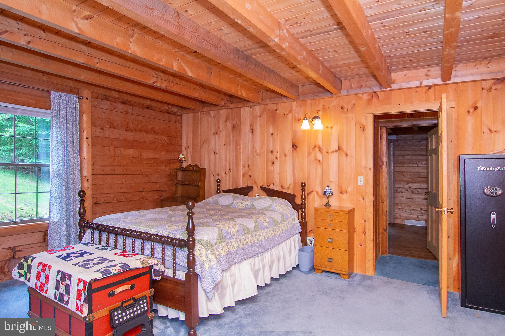 2563 Ebbvale Road Manchester, MD 21102 - Photo 23 of 41 Main Level Bedroom
