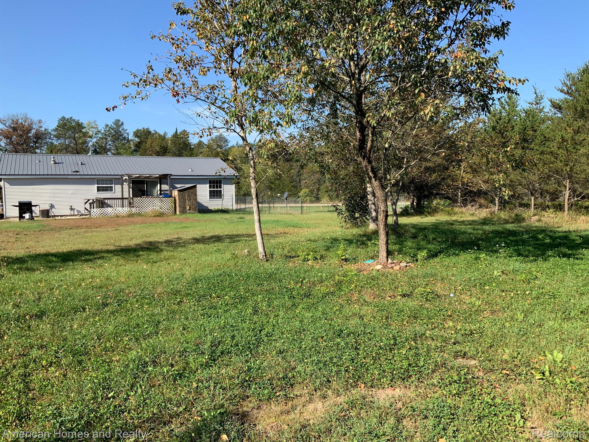 10353 Chase Bridge Road Roscommon, MI 48653 - Photo 4 of 19 Gallery Image 4