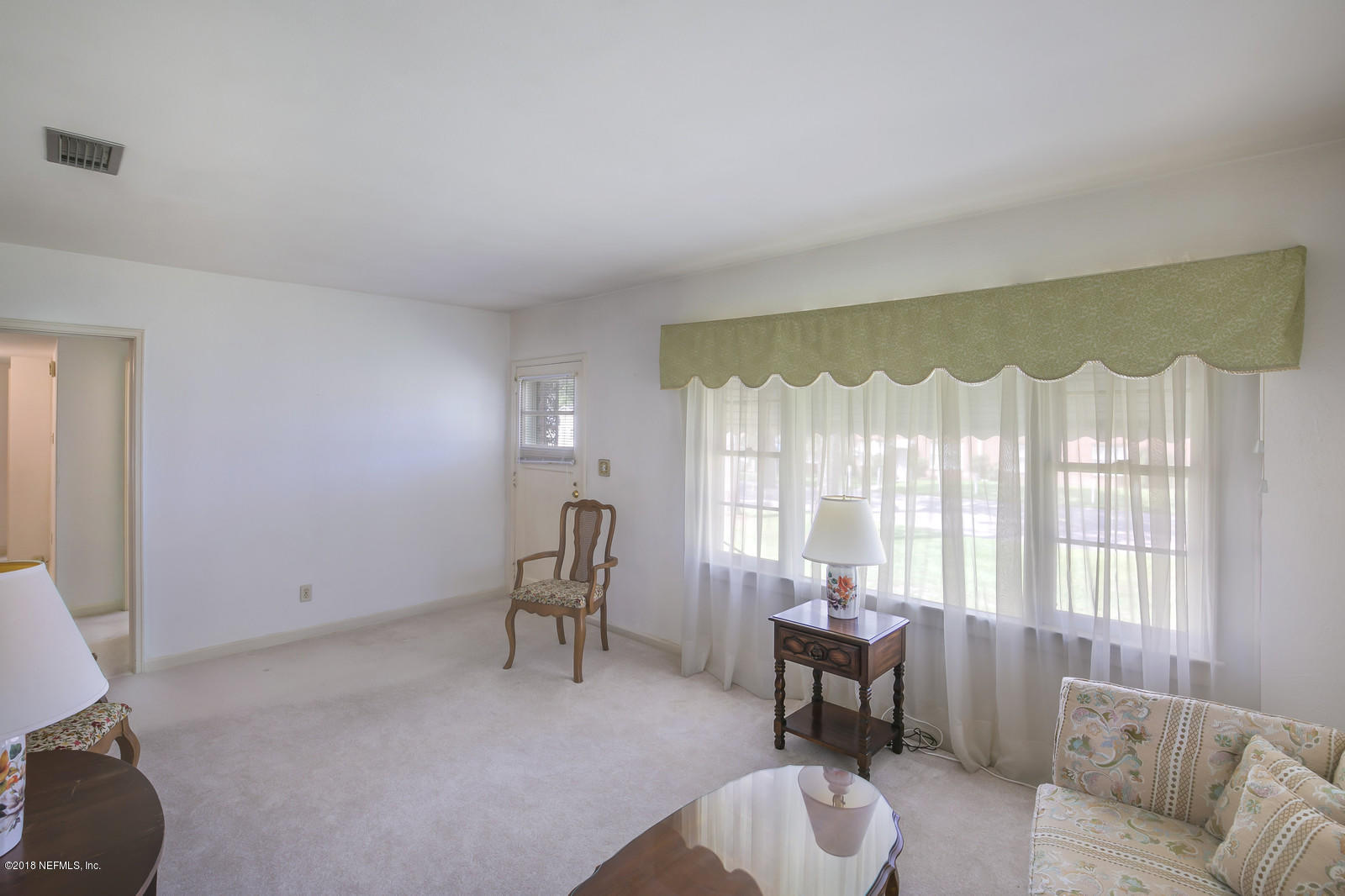 4851 Manchester Road Jacksonville, FL 32210 - Photo 7 of 30 Living/Waiting Room 2