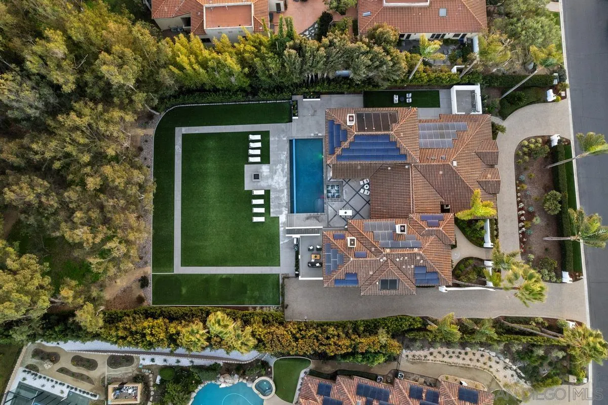 16561 Via Lago Azul Rancho Santa Fe, CA 92067 - Photo 4 of 27