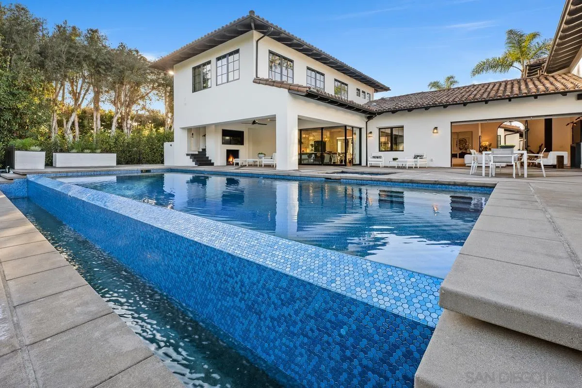 16561 Via Lago Azul Rancho Santa Fe, CA 92067 - Photo 5 of 27