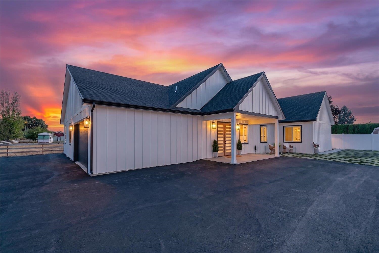 1109 North Rees Lane Spokane Valley, WA 99216 - Photo 3 of 45 Gallery Image 3