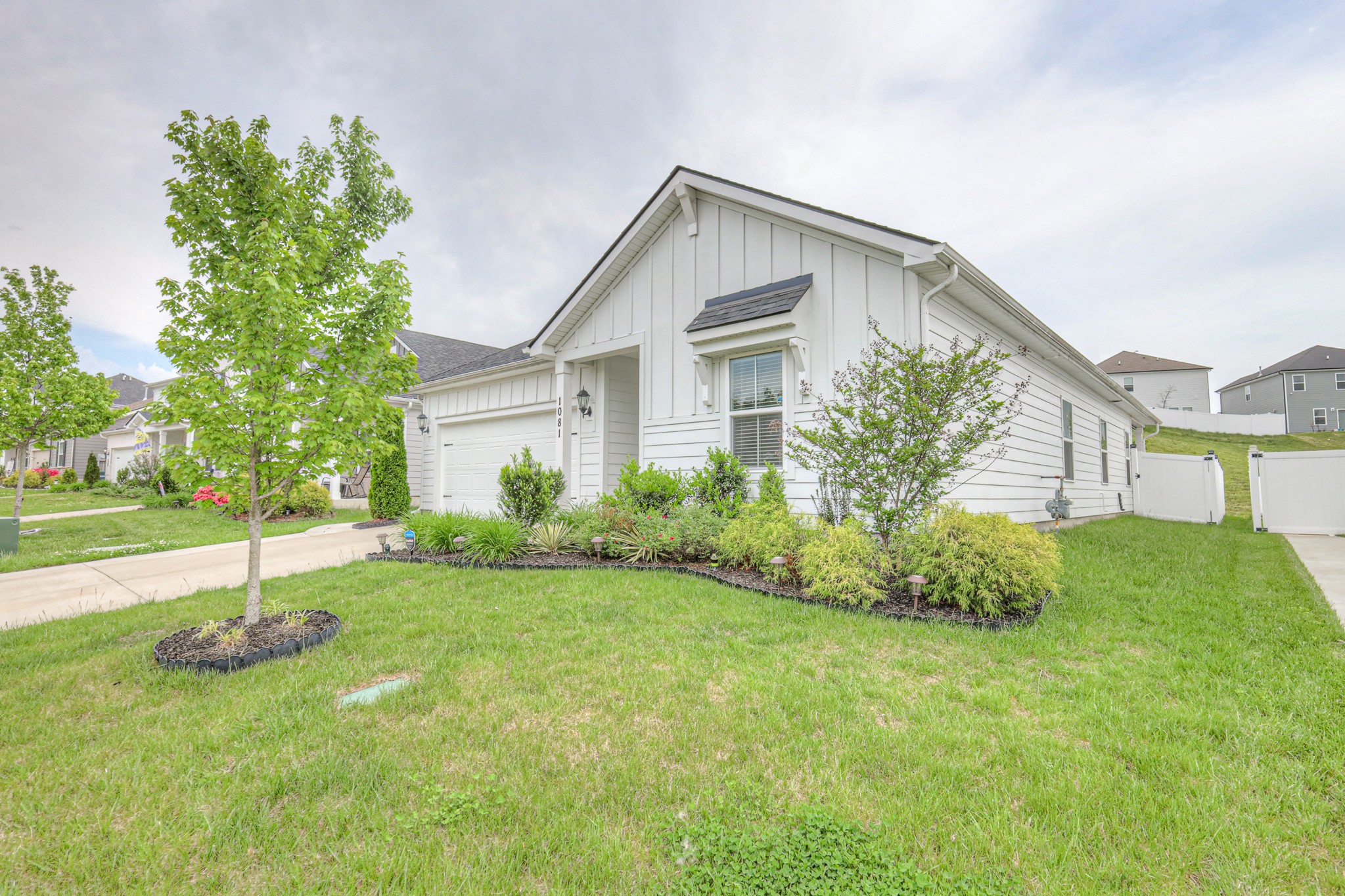1081 Holland Ridge Way Lebanon, TN 37090 - Photo 3 of 35 Gallery Image 3