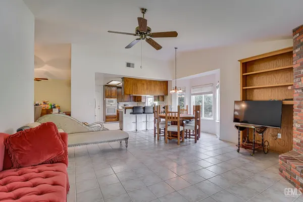 $460,000 | Undisclosed Address, Bakersfield, CA 93313