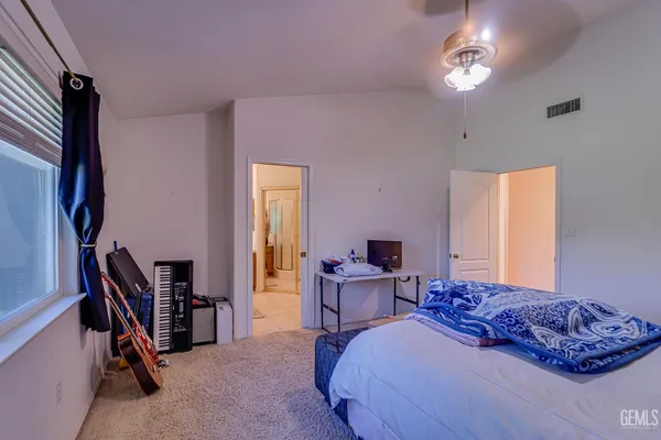 $460,000 | Undisclosed Address, Bakersfield, CA 93313