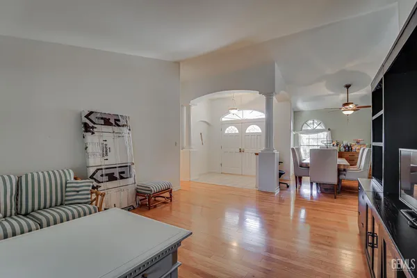 $460,000 | Undisclosed Address, Bakersfield, CA 93313