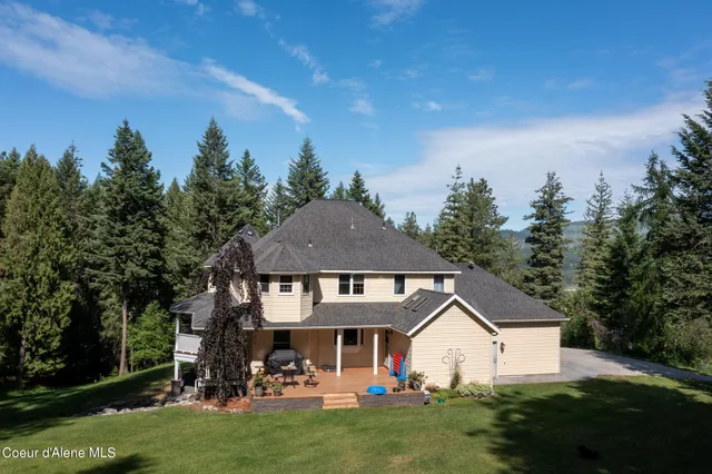 $1,100,000 | 63 Reinoehl Road, Kingston, ID 83839