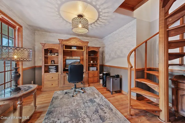 $1,100,000 | 63 Reinoehl Road, Kingston, ID 83839