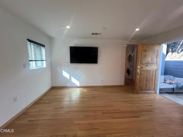 $2,795 | 1807 Meadowbrook Road, Altadena, CA 91001