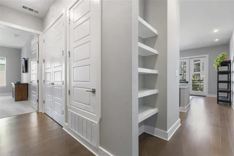 $3,500 | 4501 Jackson Avenue, Unit 5204, Austin, TX 78731