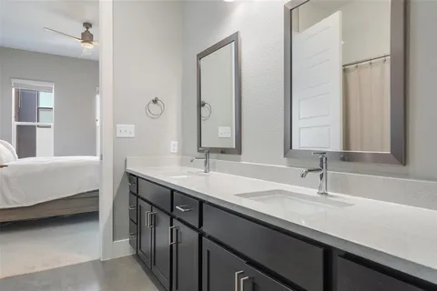 $3,500 | 4501 Jackson Avenue, Unit 5204, Austin, TX 78731