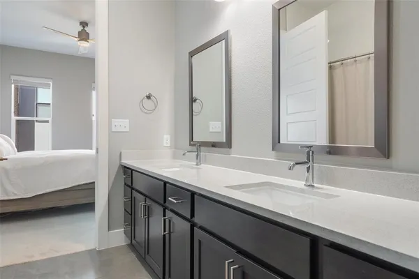 $3,500 | 4501 Jackson Avenue, Unit 5204, Austin, TX 78731