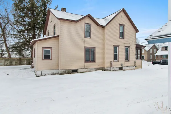 $131,900 | 415 Edison Street, Antigo, WI 54409