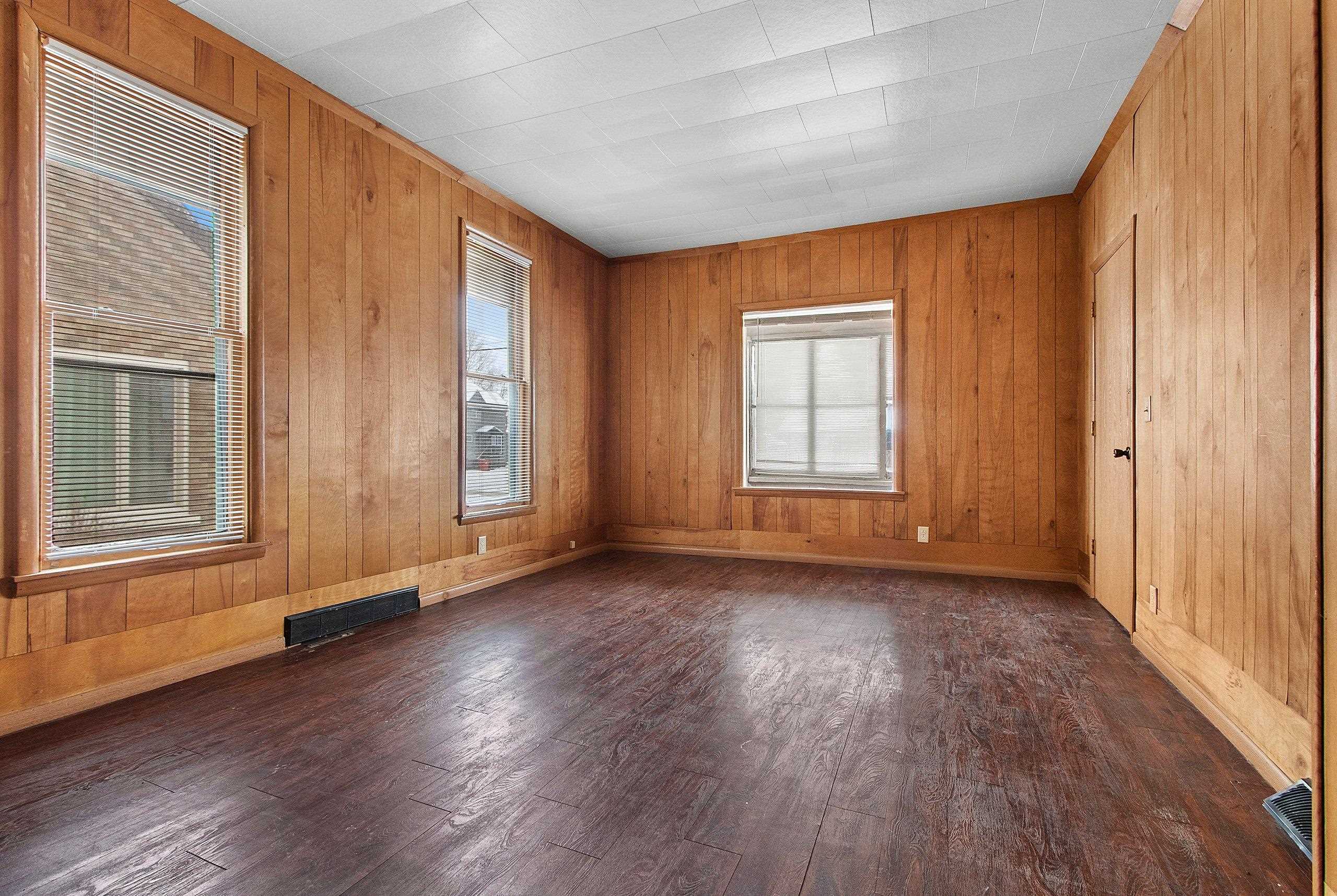 415 Edison Street Antigo, WI 54409 - Photo 9 of 48