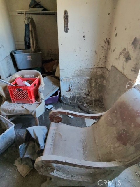 2300 Olivera Road Phelan, CA 92371 - Photo 2 of 7