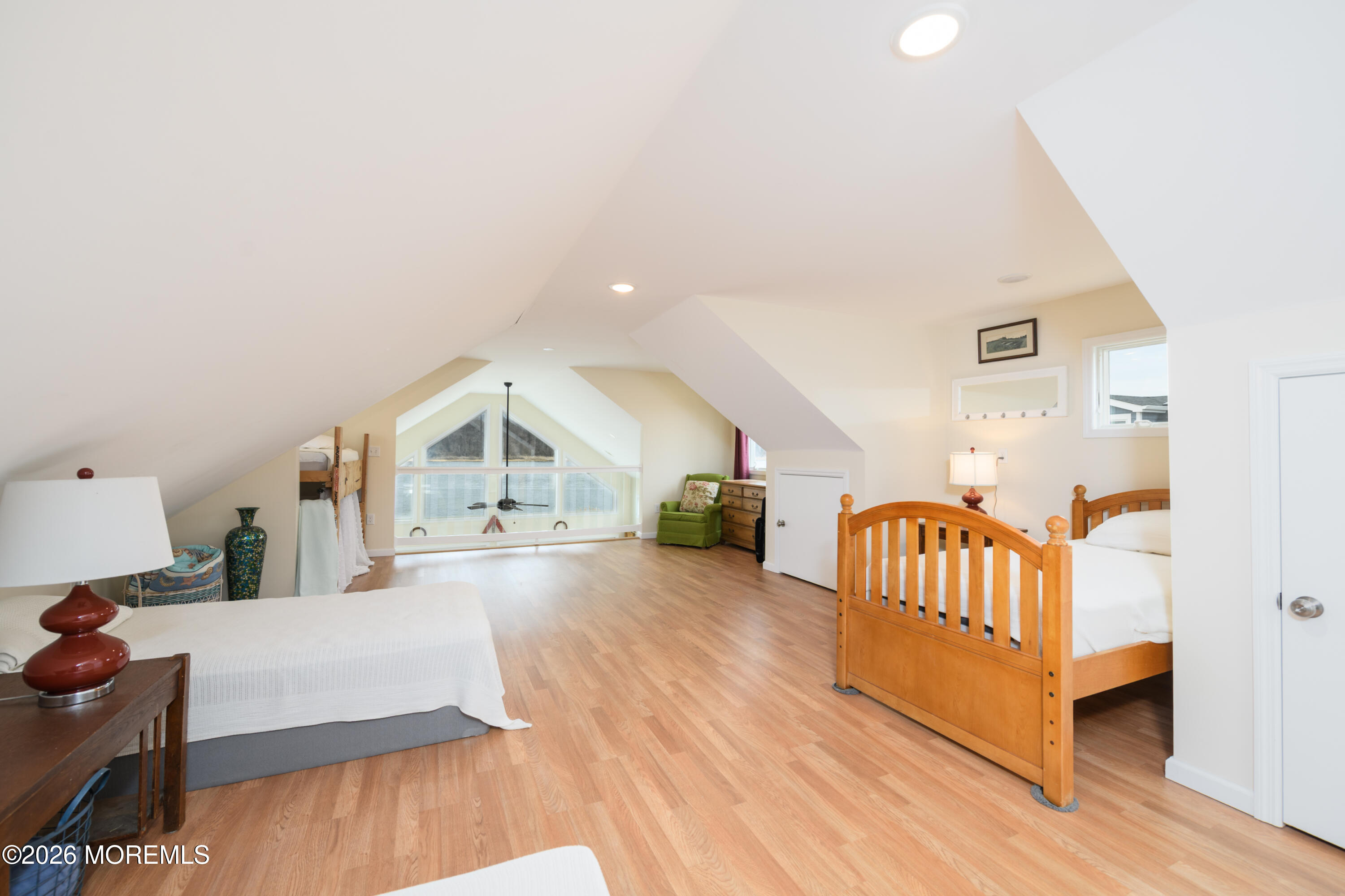 142 Black Point Road, Unit H9 Rumson, NJ 07760 - Photo 18 of 25 Loft
