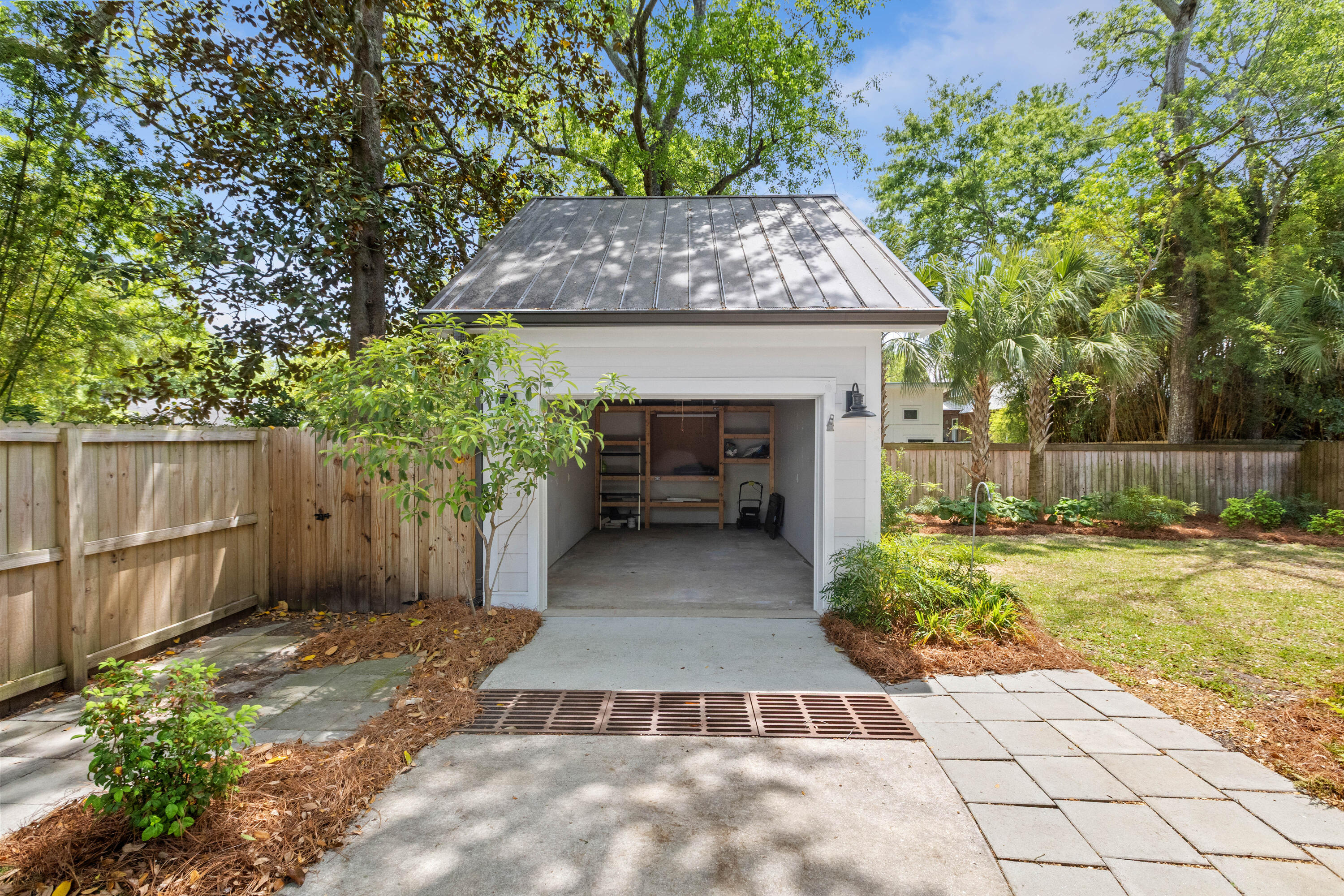 753 McCants Drive Mount Pleasant, SC 29464 - Photo 35 of 45 753McCantsDr-CasaVerdeMediaLLC46