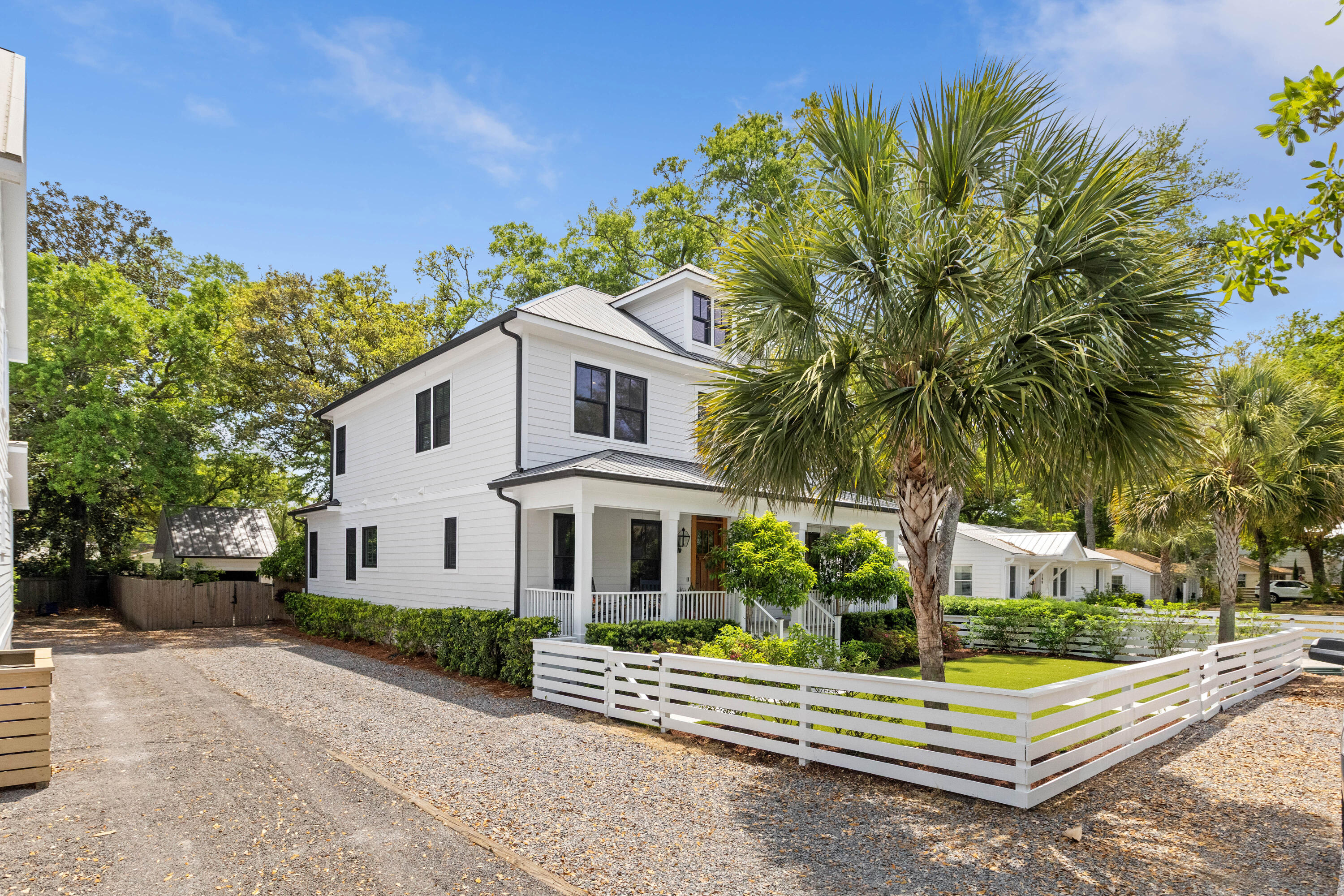 753 McCants Drive Mount Pleasant, SC 29464 - Photo 40 of 45 753McCantsDr-CasaVerdeMediaLLC51