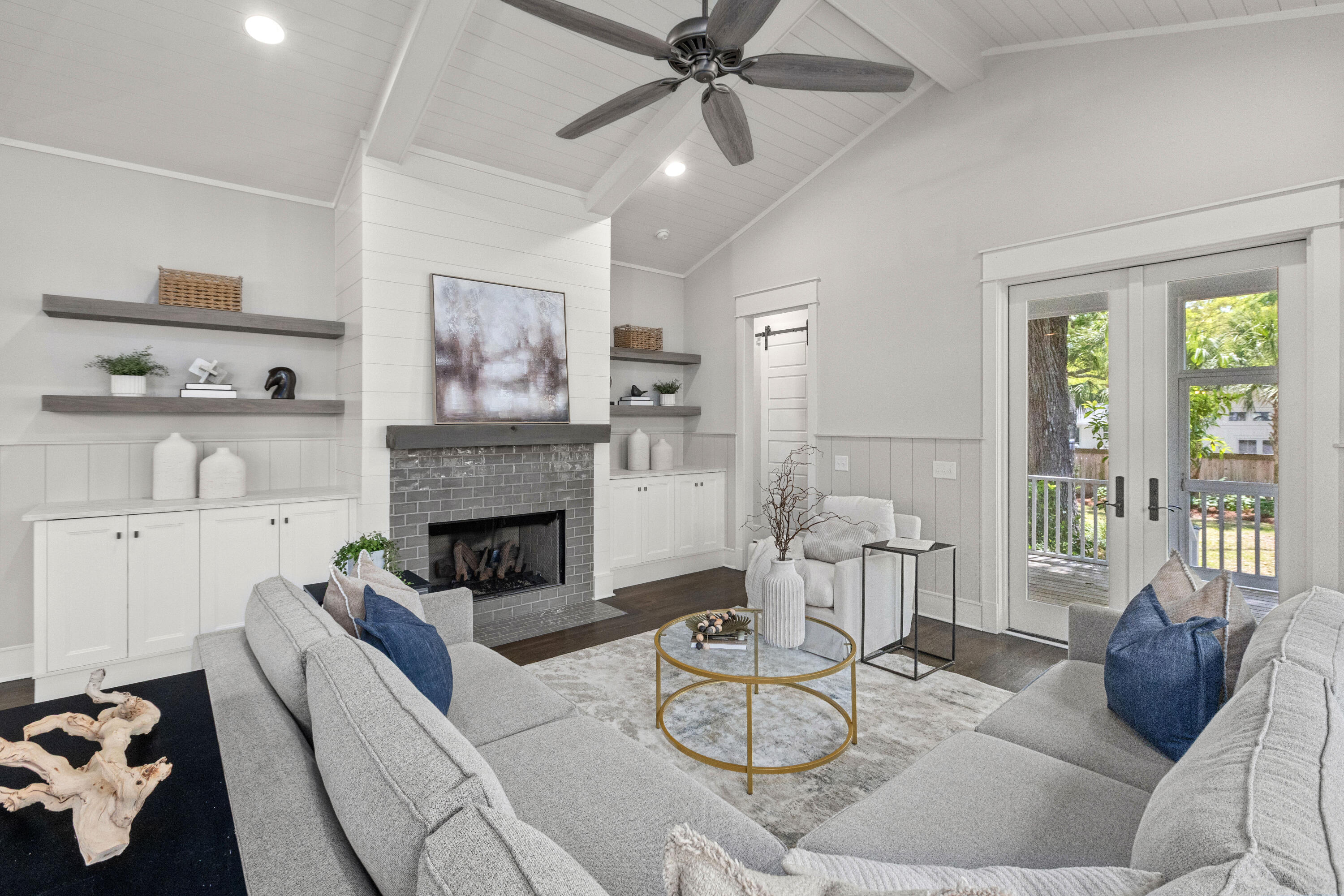 753 McCants Drive Mount Pleasant, SC 29464 - Photo 10 of 45 753McCantsDr-CasaVerdeMediaLLC16