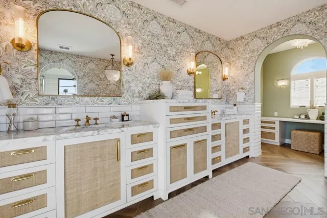 $4,995,000 | 4348 Middlesex Drive, San Diego, CA 92116