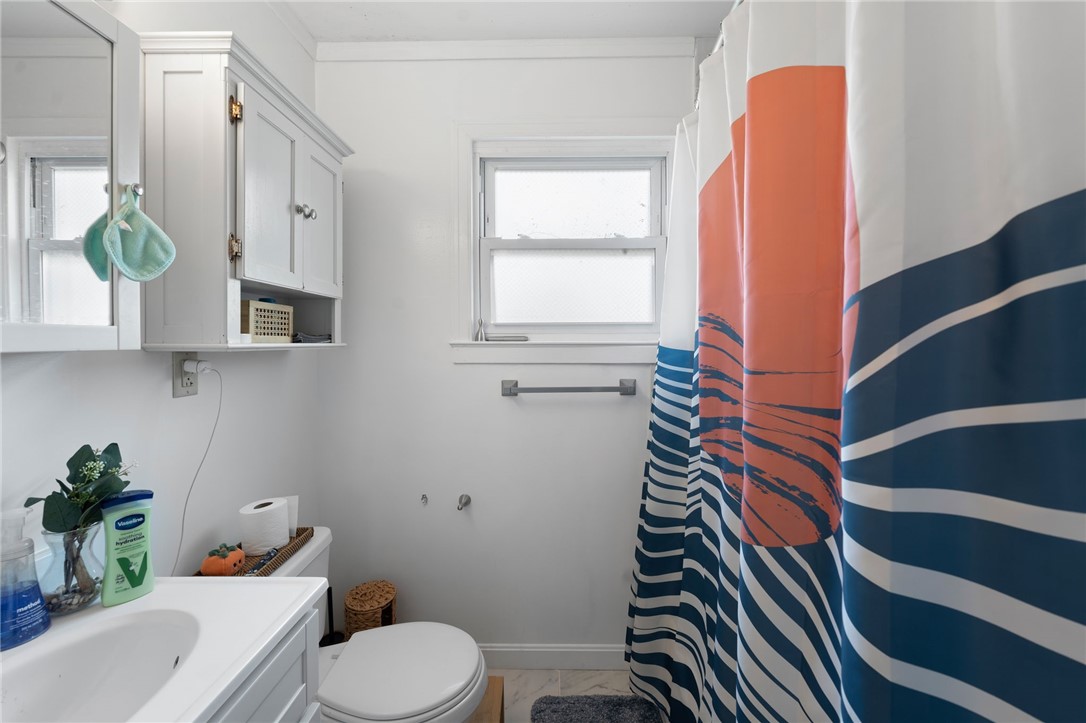 13 Woolsey Road Middletown, RI 02842 - Photo 13 of 29