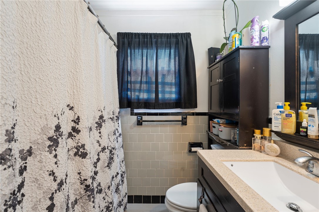 13 Woolsey Road Middletown, RI 02842 - Photo 21 of 29