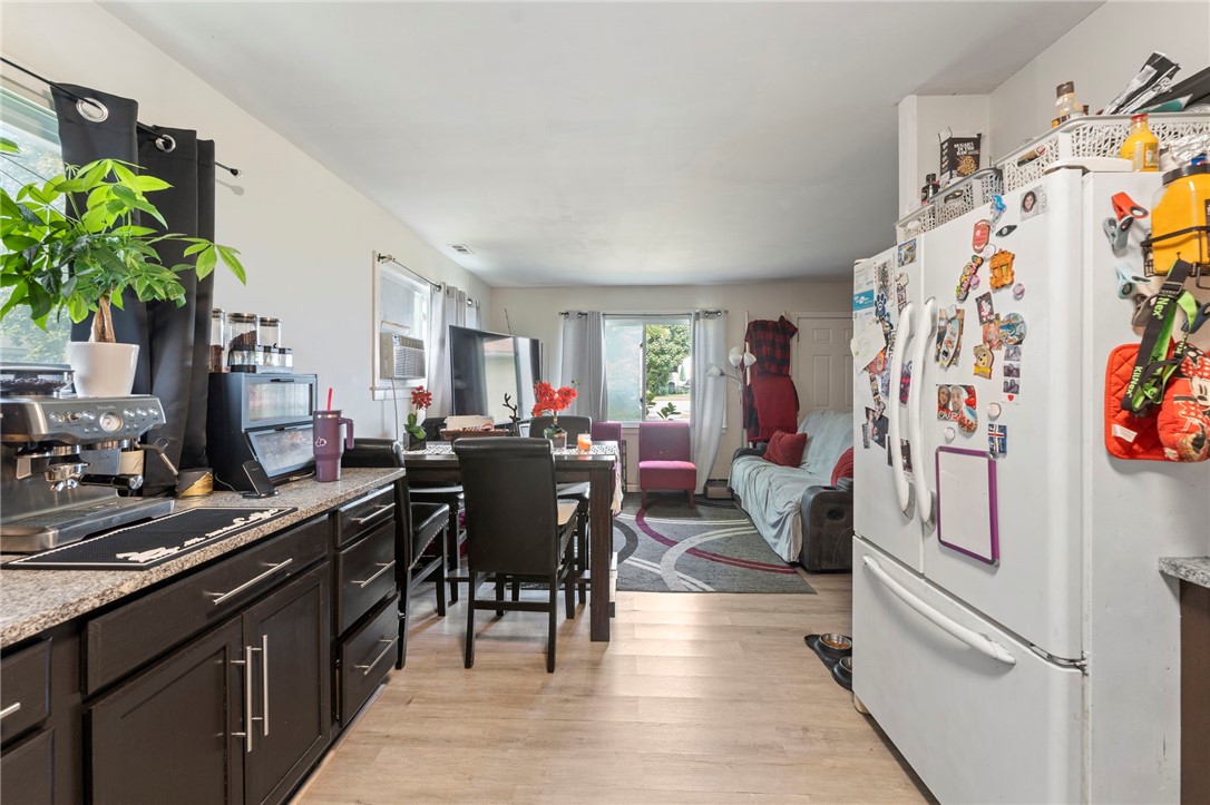 13 Woolsey Road Middletown, RI 02842 - Photo 6 of 29