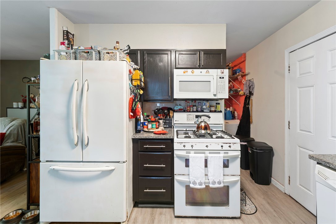 13 Woolsey Road Middletown, RI 02842 - Photo 7 of 29