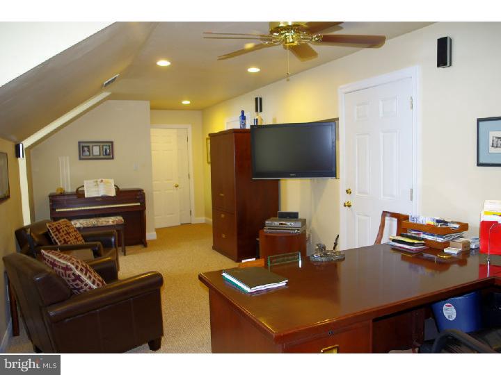 721 Northbrook Road Kennett Square, PA 19348 - Photo 21 of 25 Office / Study