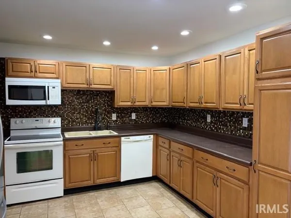 $144,900 | 901 Rosewood Drive, Peru, IN 46970