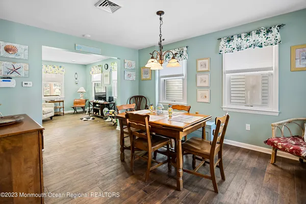 $3,200 | 57 Ocean Avenue, Manasquan, NJ 08736