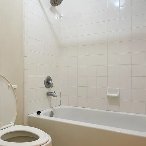 $2,400 | 2606 Sun Flare Lane, Pearland, TX 77584