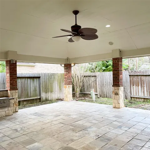 $2,400 | 2606 Sun Flare Lane, Pearland, TX 77584