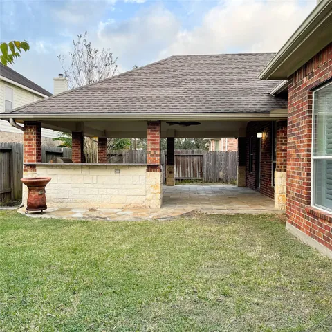 $2,400 | 2606 Sun Flare Lane, Pearland, TX 77584