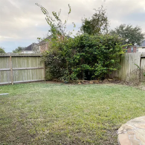 $2,400 | 2606 Sun Flare Lane, Pearland, TX 77584