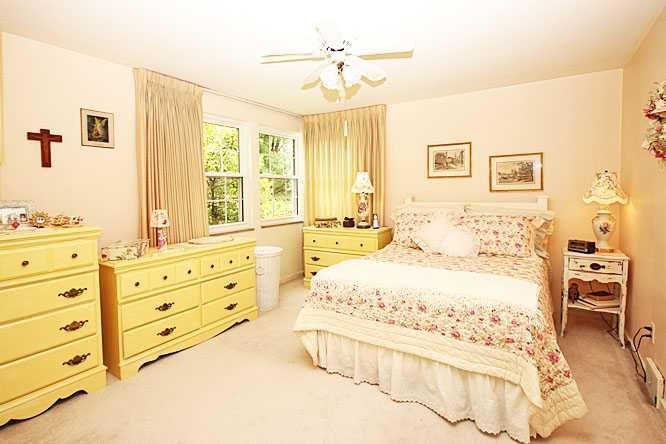 1056 Varner Road Whitehall, PA 15227 - Photo 8 of 15 Master Bedroom.