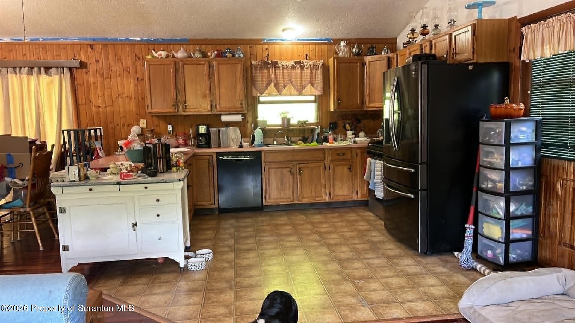 91 Pond Road Lake Ariel, PA 18436 - Photo 7 of 34 Kitchen
