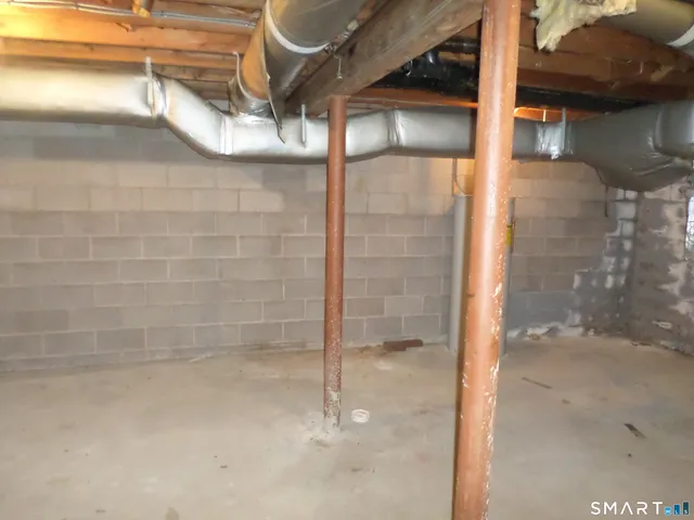 $375,000 | 1165 Whitney Avenue, Unit 1165, Hamden, CT 06517