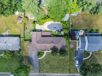 $888,888 | 77 Schwinn Drive, Clark, NJ 07066