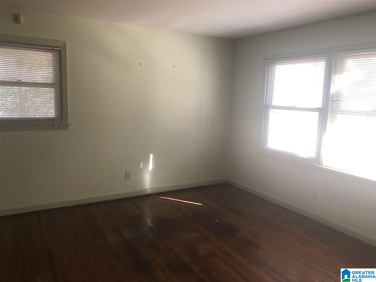 116 Stoneview Road Birmingham, AL 35210 - Photo 3 of 16